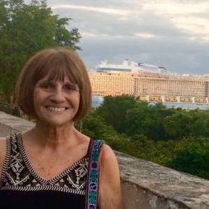 Meet your Posher, Monica